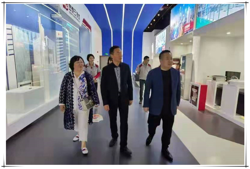 南京市工商联郑主席一行莅临必博考察