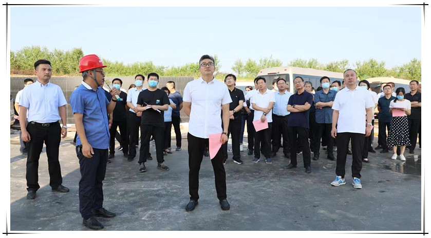 内丘县委书记管志民一行莅临必博（华北）消防产业园观摩指导